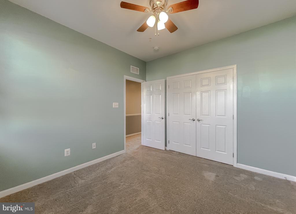 22916 SNOW LEOPARD DRIVE