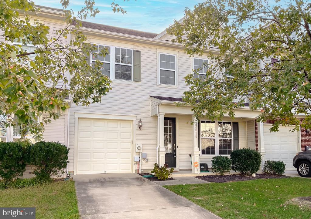 22916 SNOW LEOPARD DRIVE