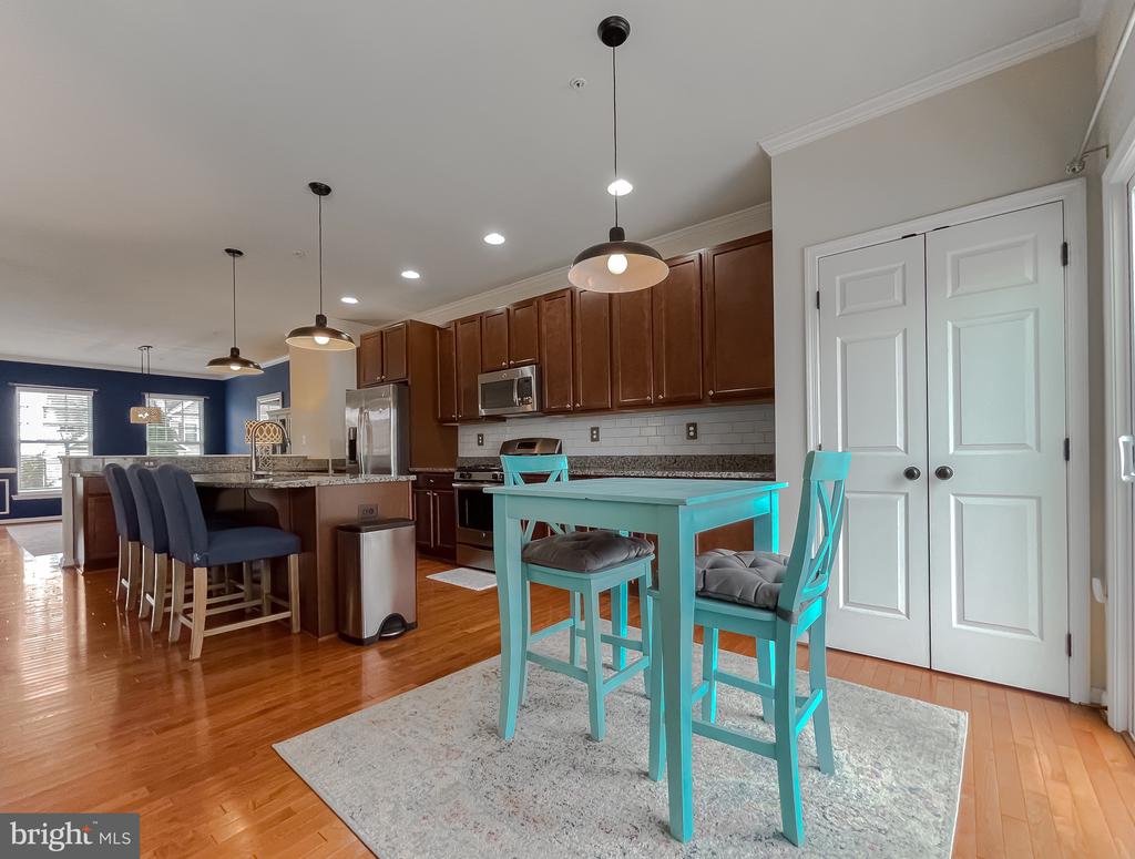 23255 LINDSAY DRIVE