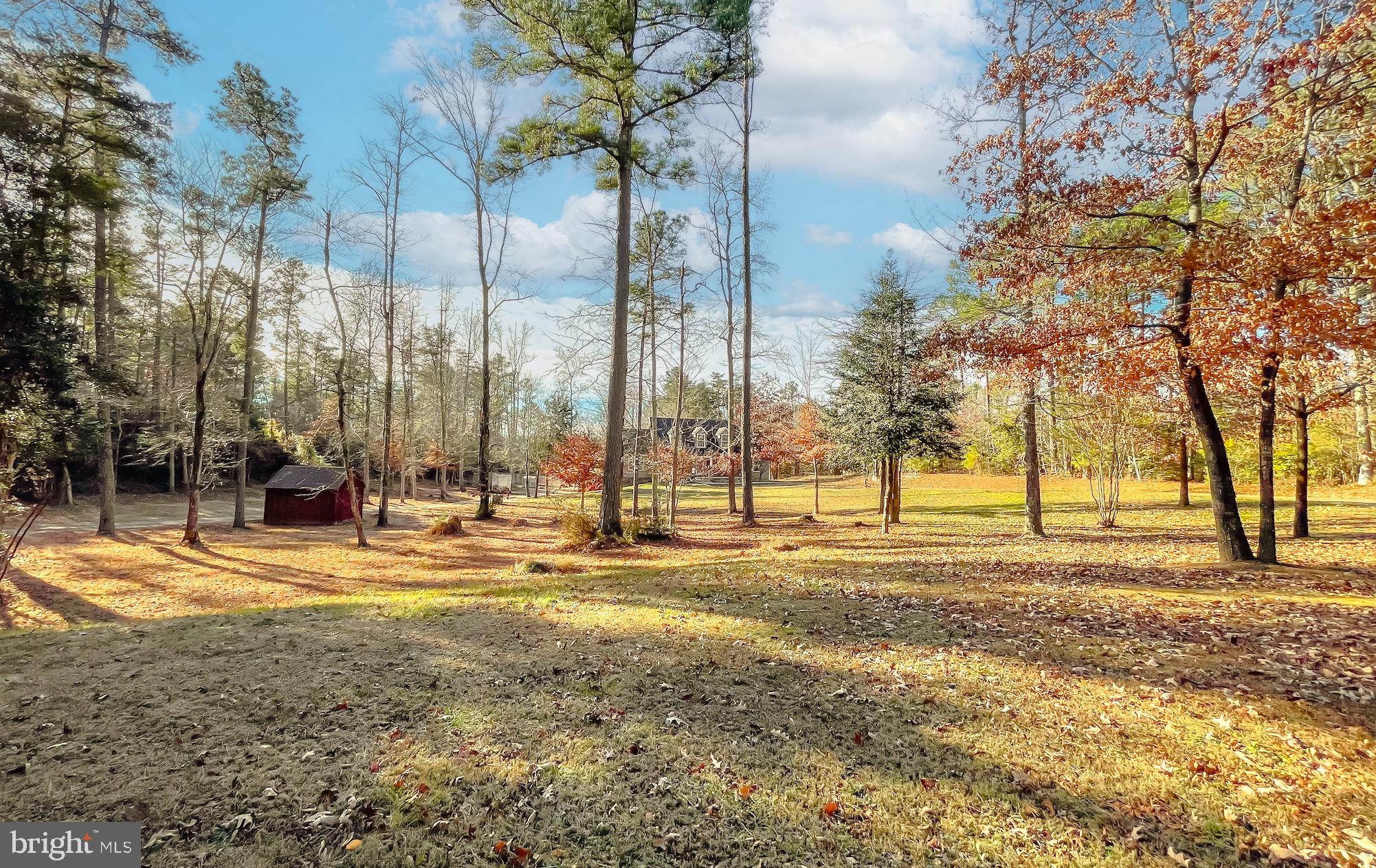 22395 HOOD LANE
