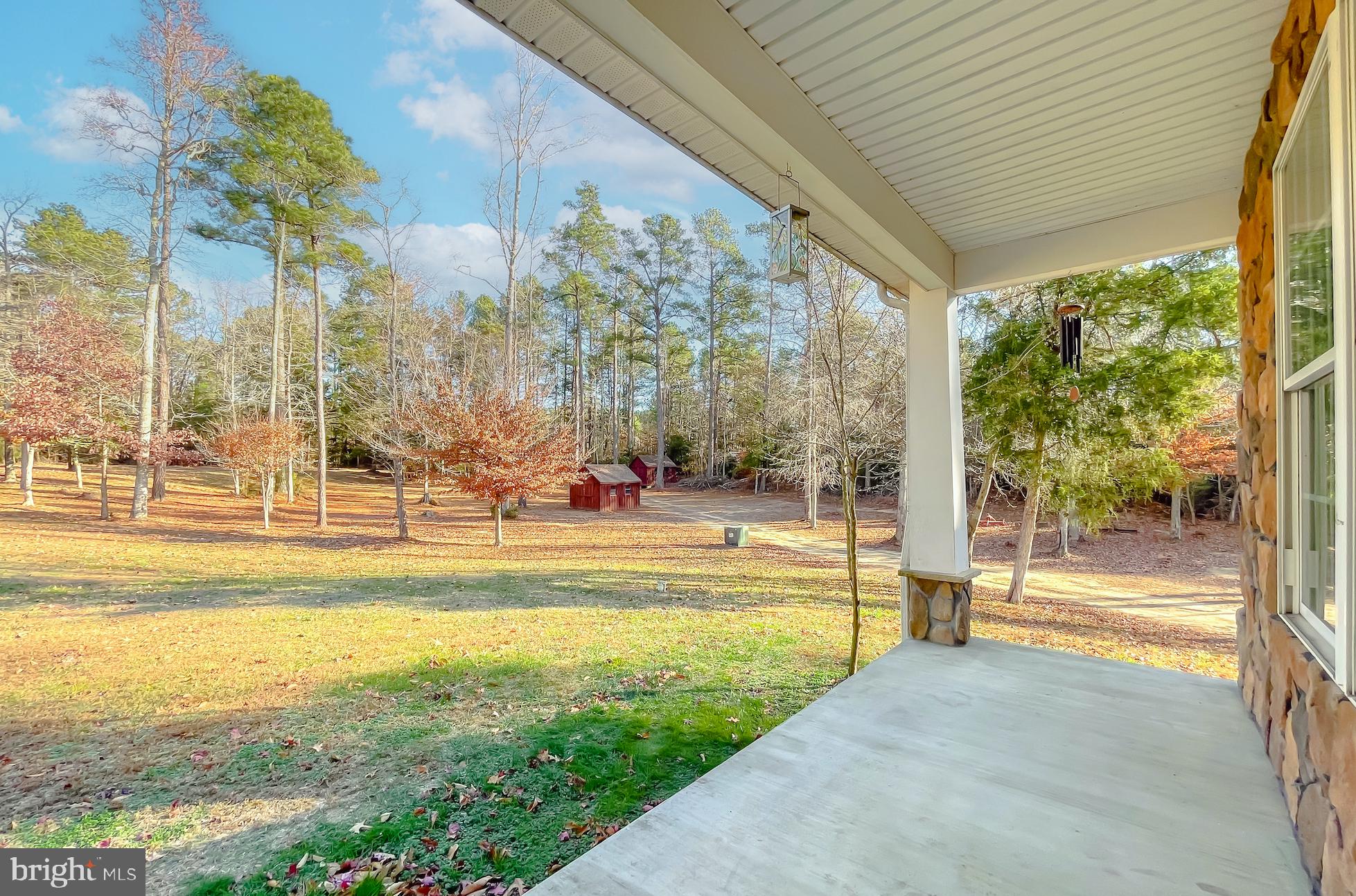 22395 HOOD LANE