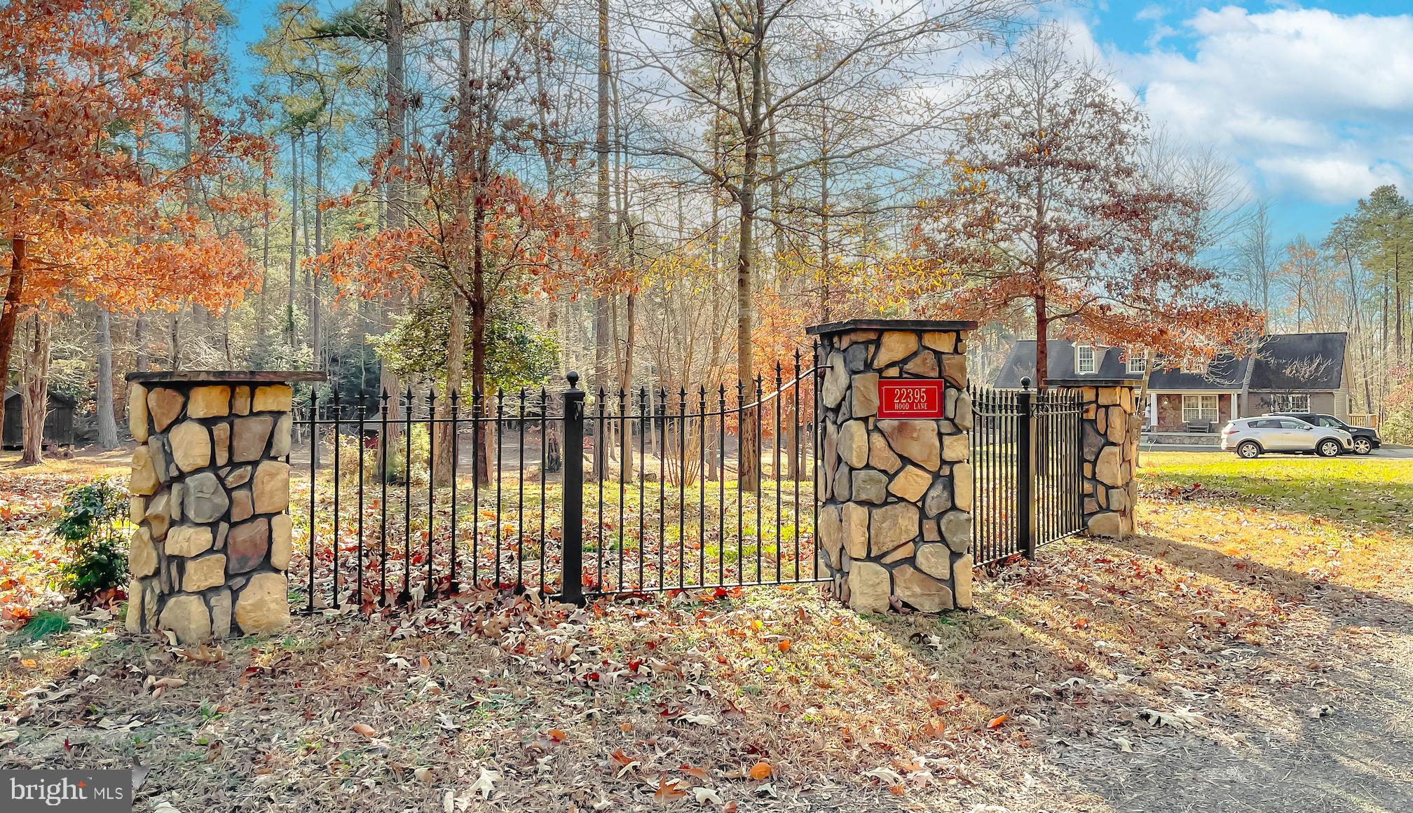 22395 HOOD LANE