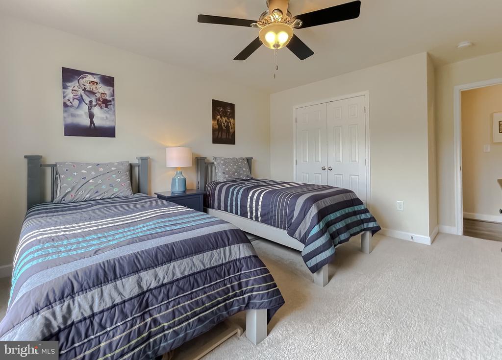 45214 WOODHAVEN DRIVE