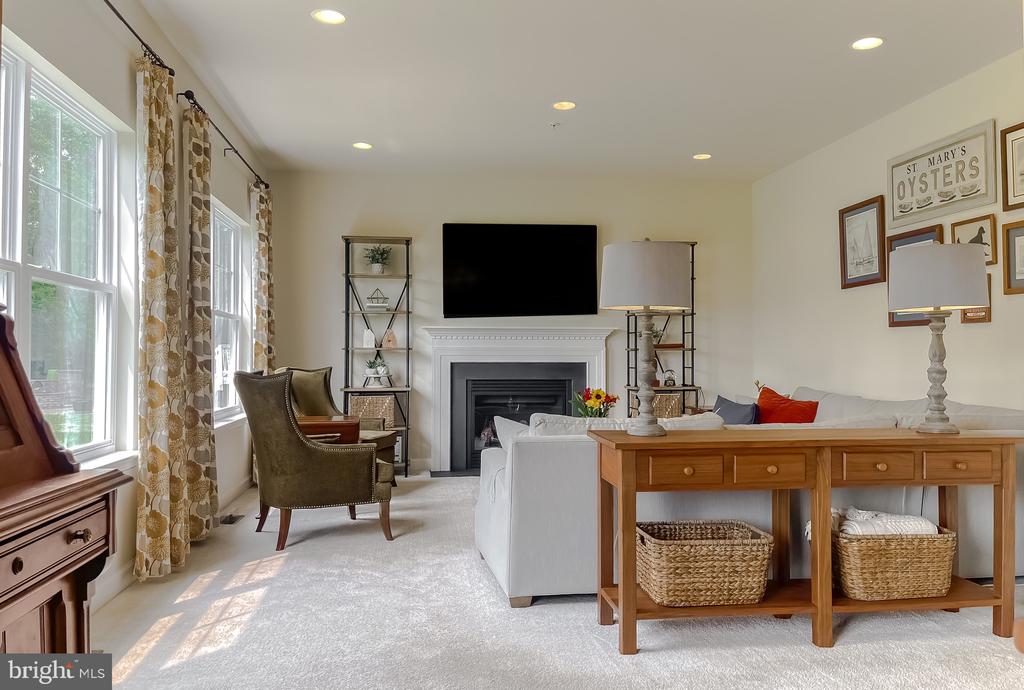 45214 WOODHAVEN DRIVE