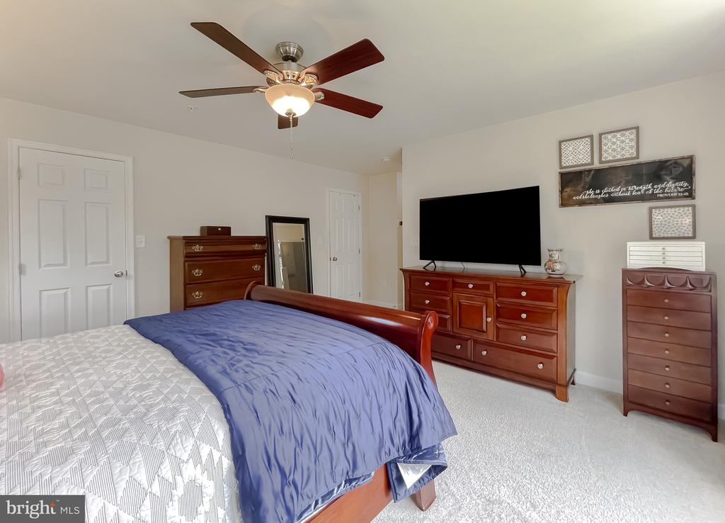 45214 WOODHAVEN DRIVE