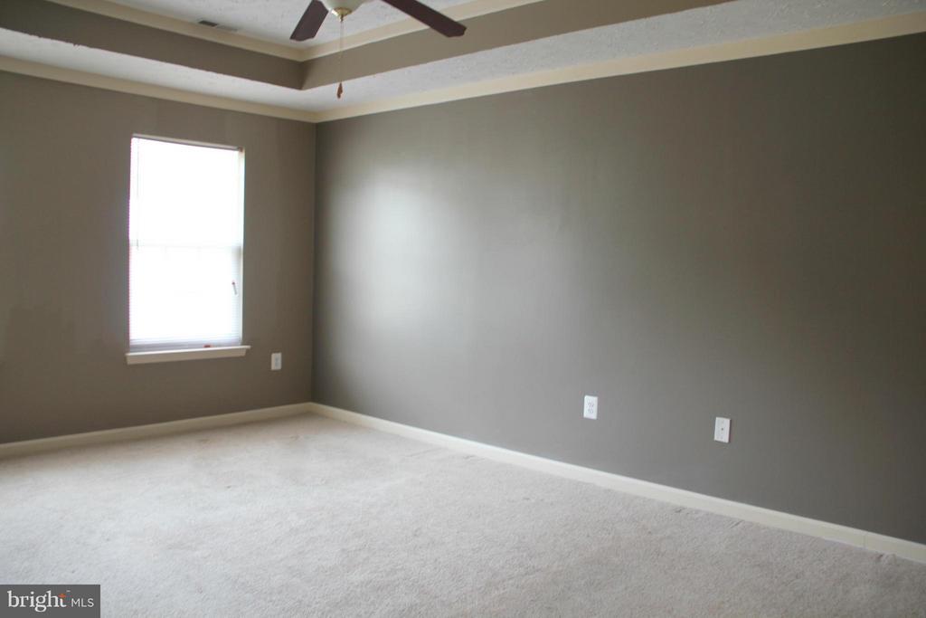 46672 ROBERT LEON DRIVE