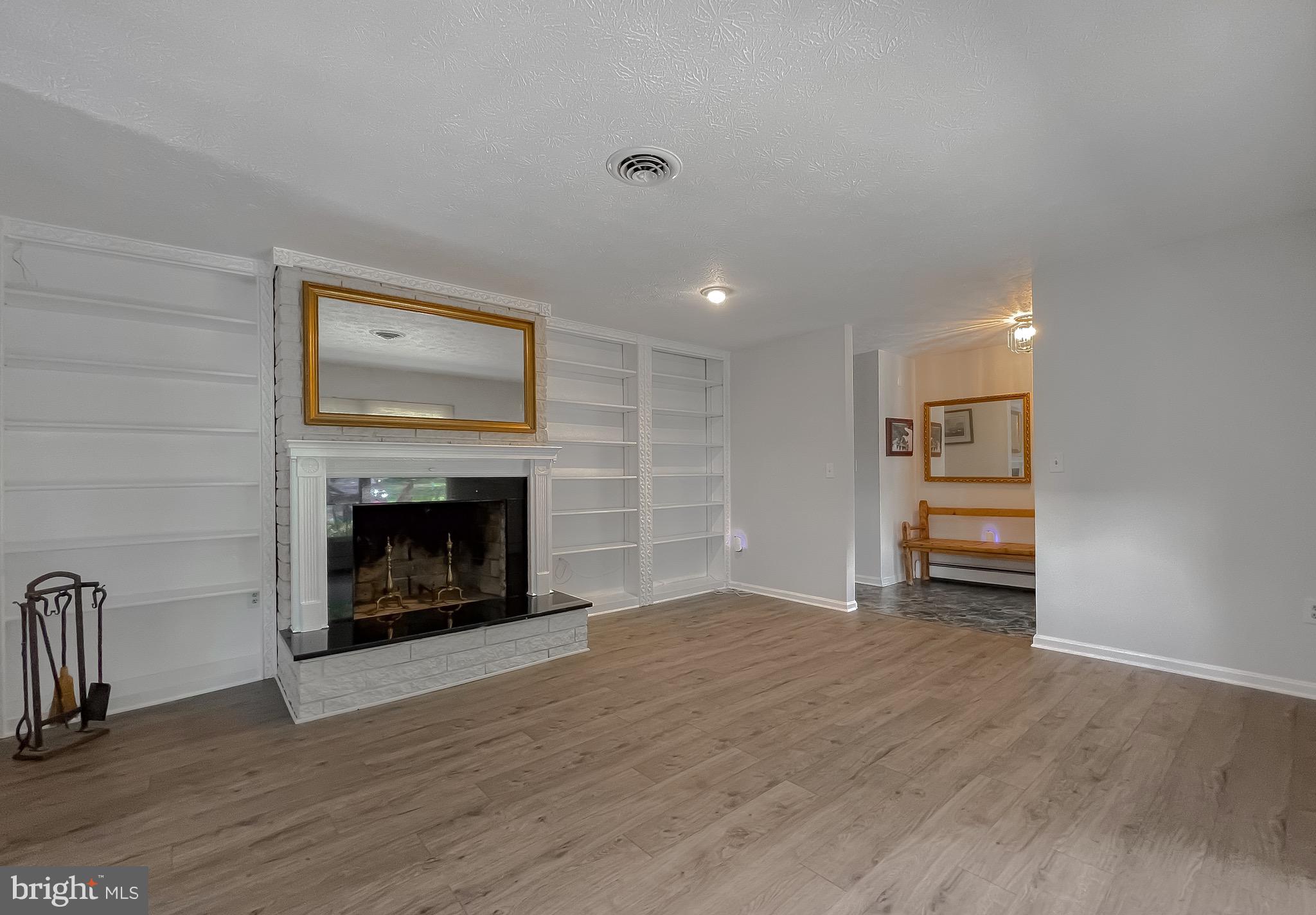 50365 PIZZANT LANE