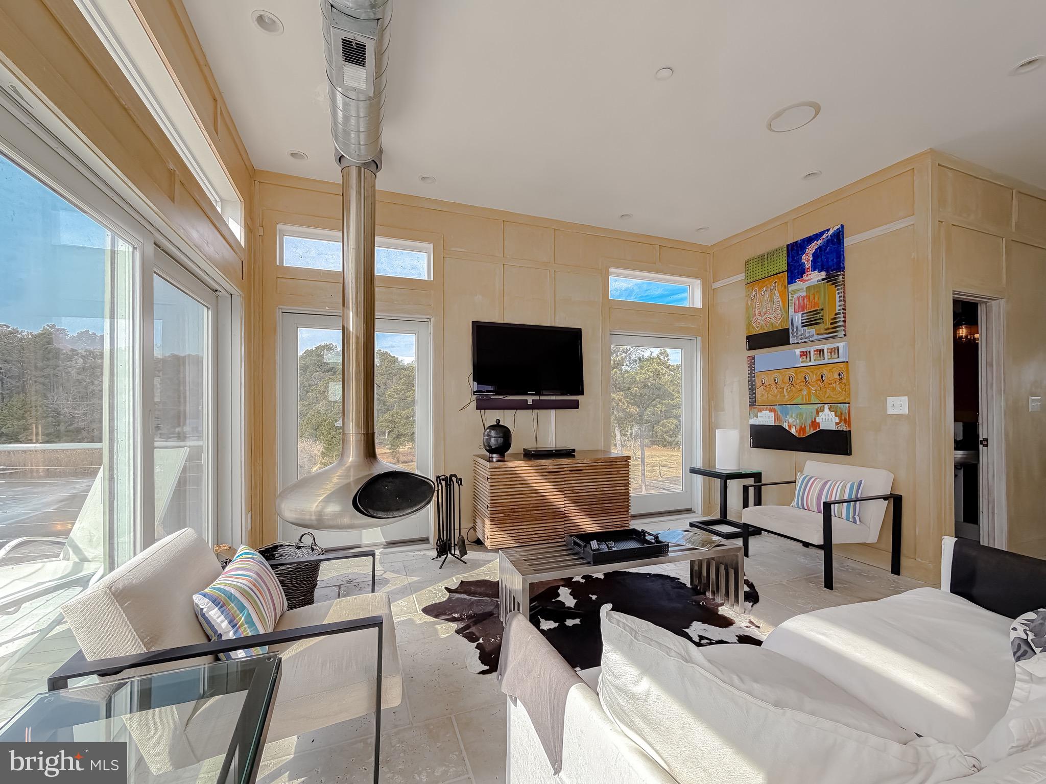 15188 LAKE DRIVE