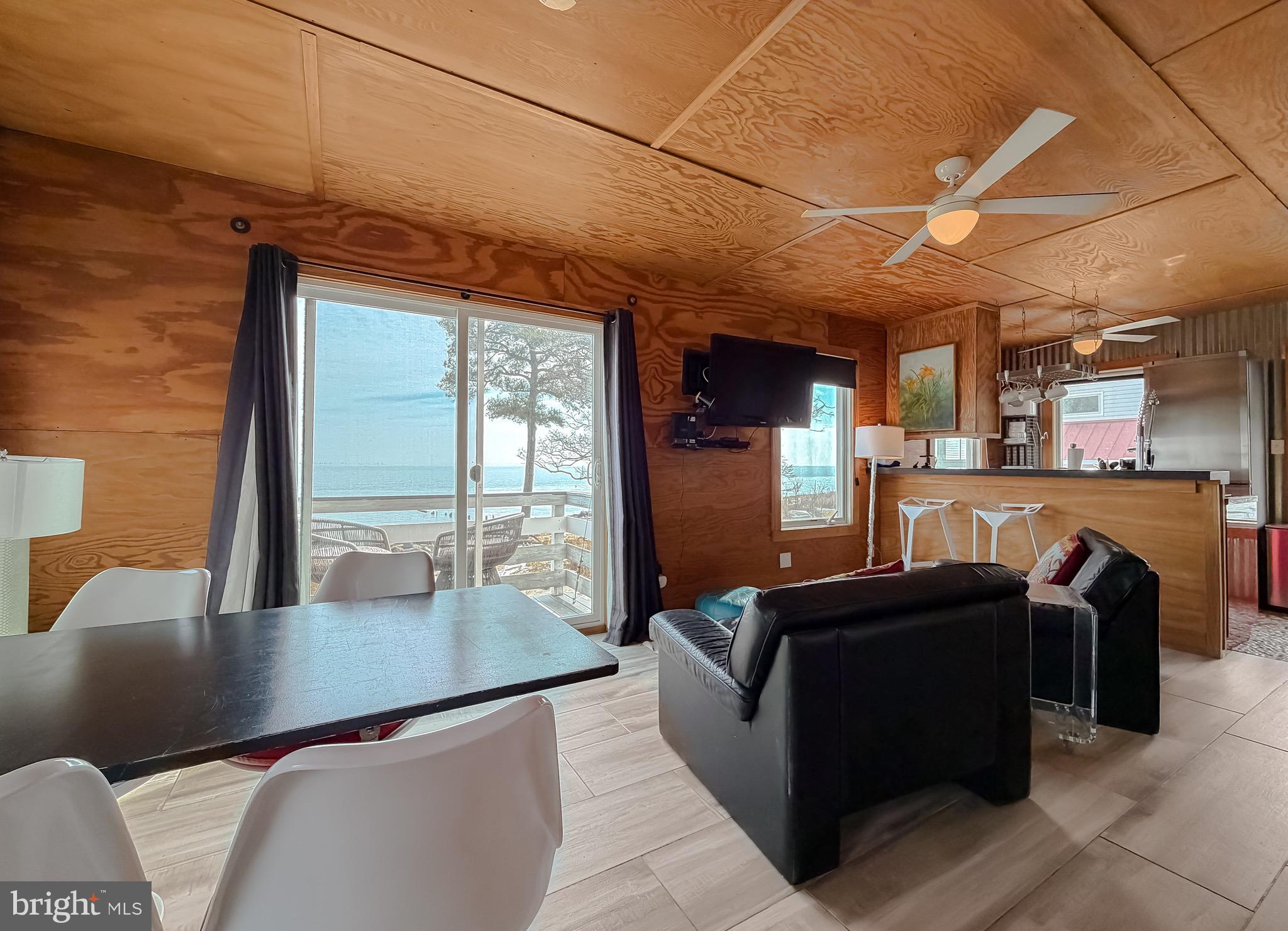 15188 LAKE DRIVE