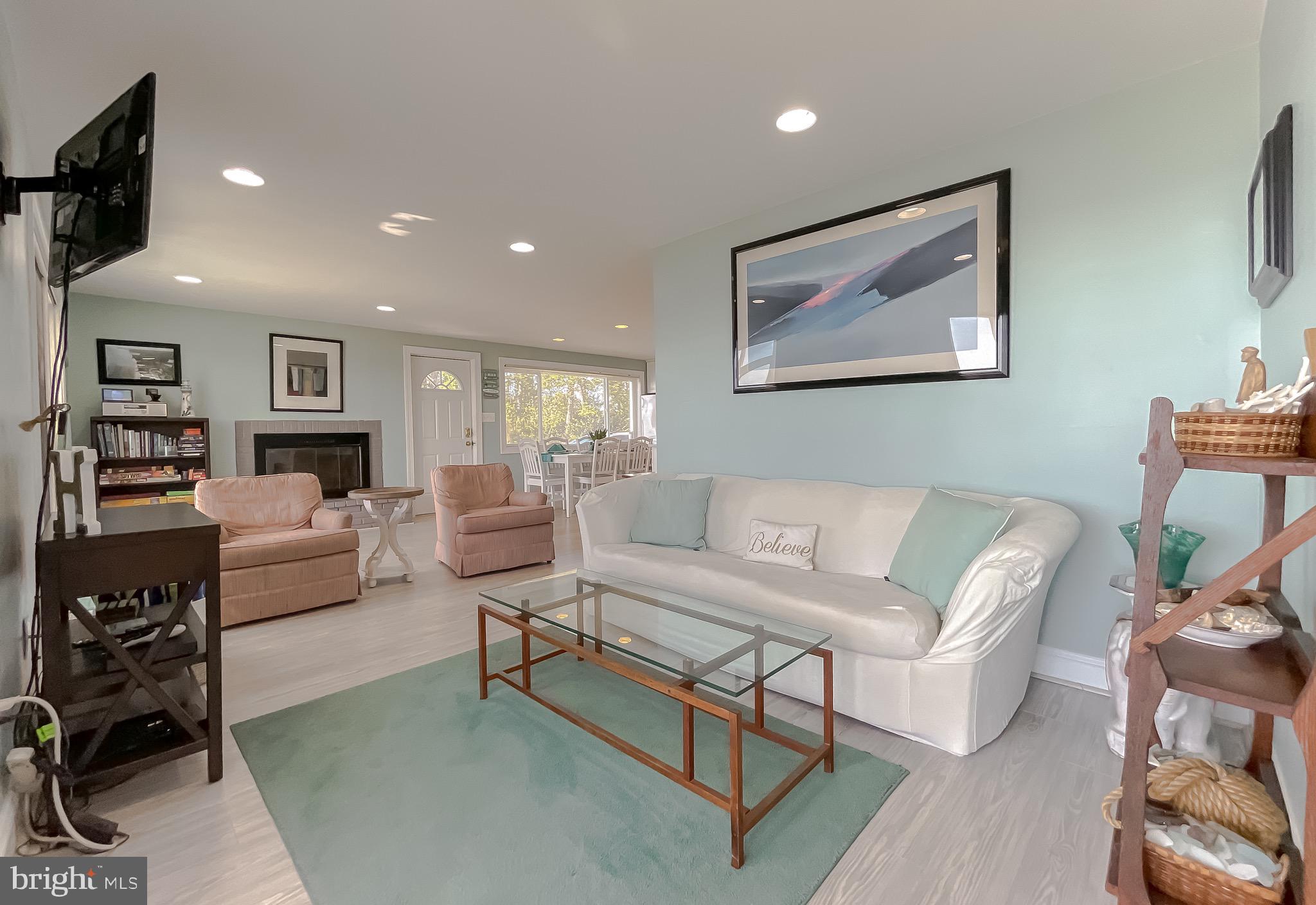 15370 HOLLY DRIVE