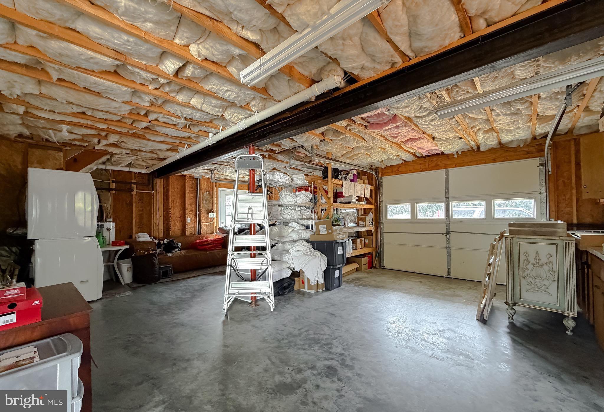 15252 LAKE DRIVE