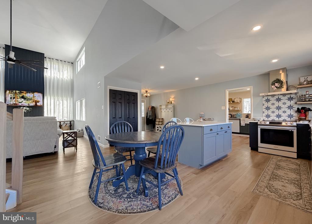 21767 POTOMAC VIEW DRIVE