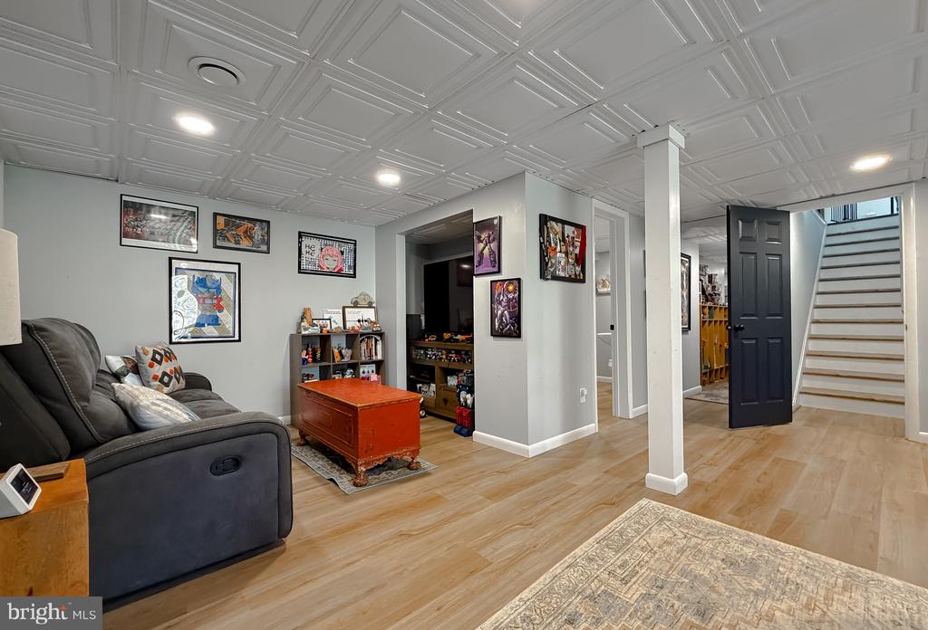 21767 POTOMAC VIEW DRIVE