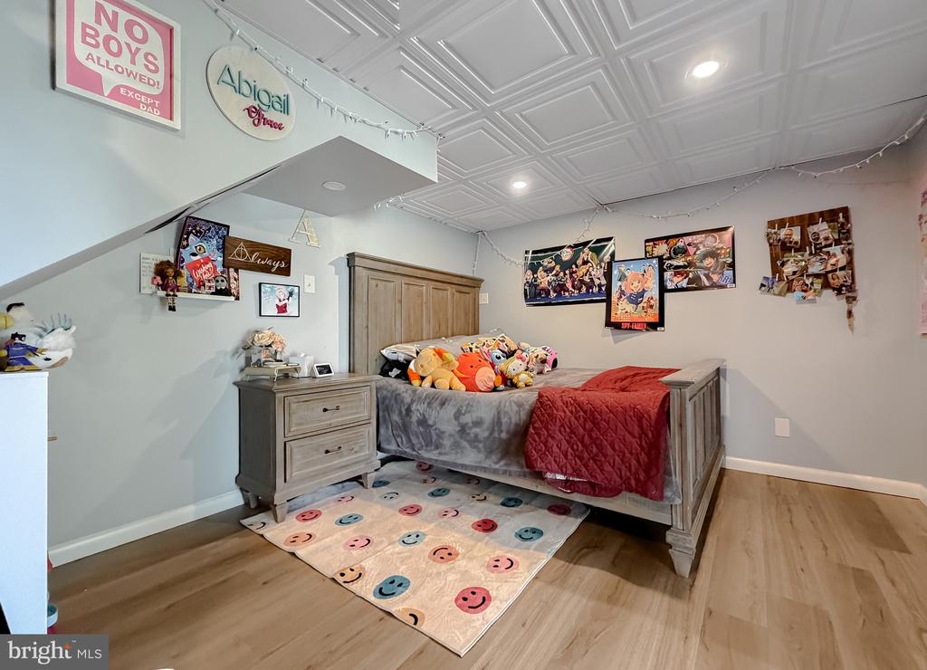 21767 POTOMAC VIEW DRIVE