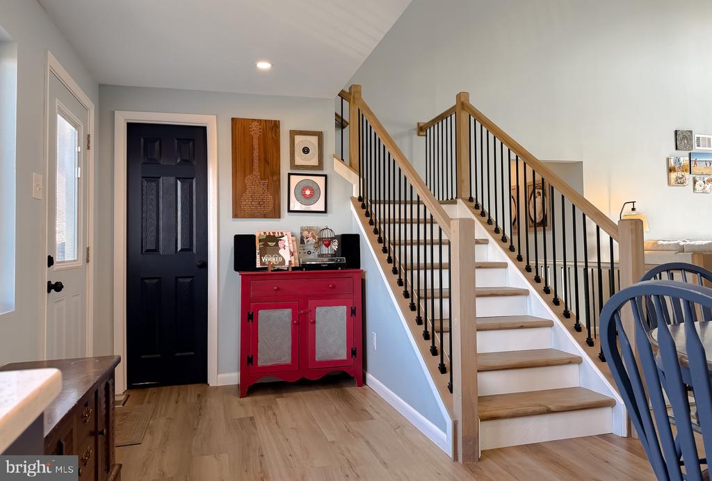 21767 POTOMAC VIEW DRIVE