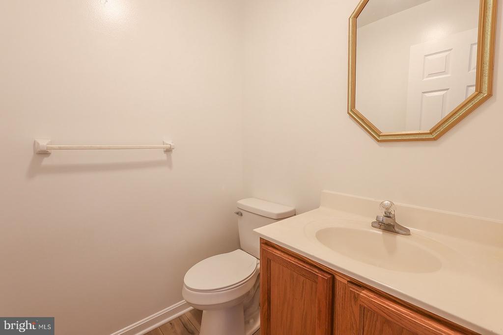 45820 WOLFTRAP WAY