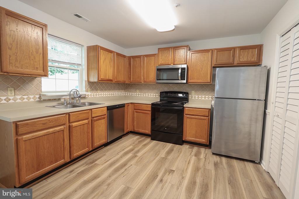45820 WOLFTRAP WAY