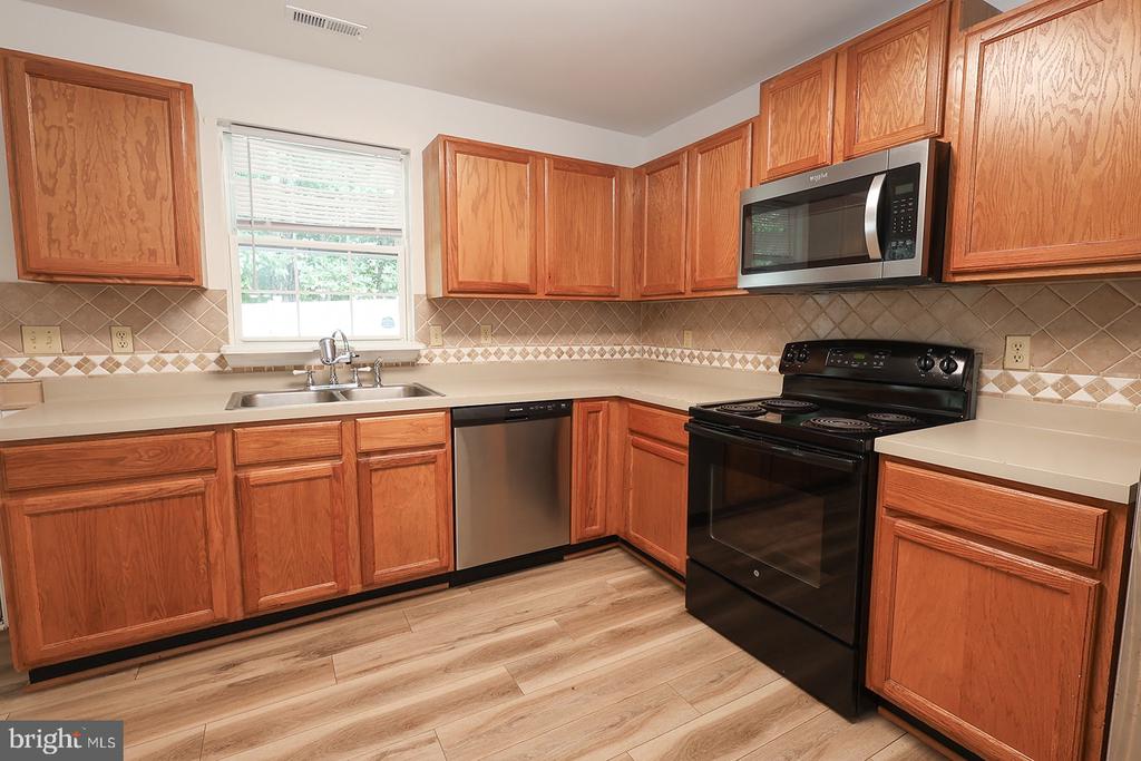 45820 WOLFTRAP WAY
