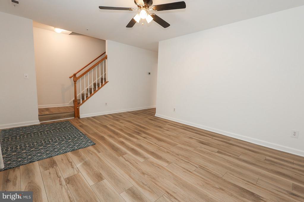 45820 WOLFTRAP WAY