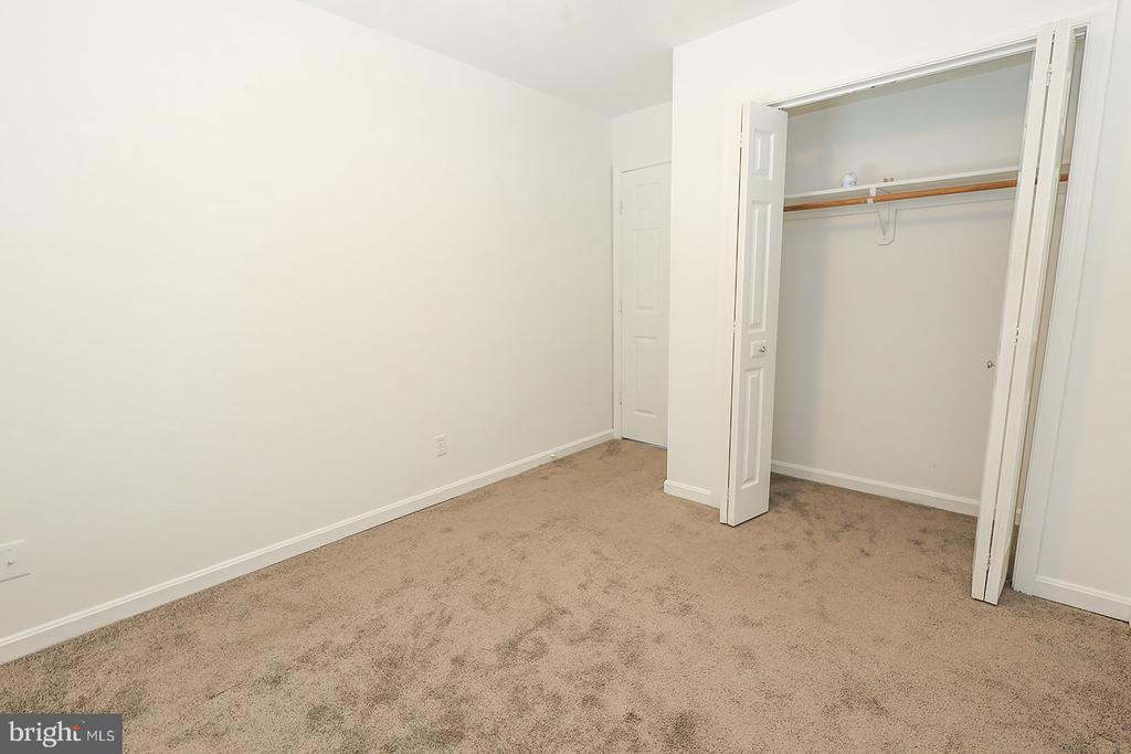 45820 WOLFTRAP WAY