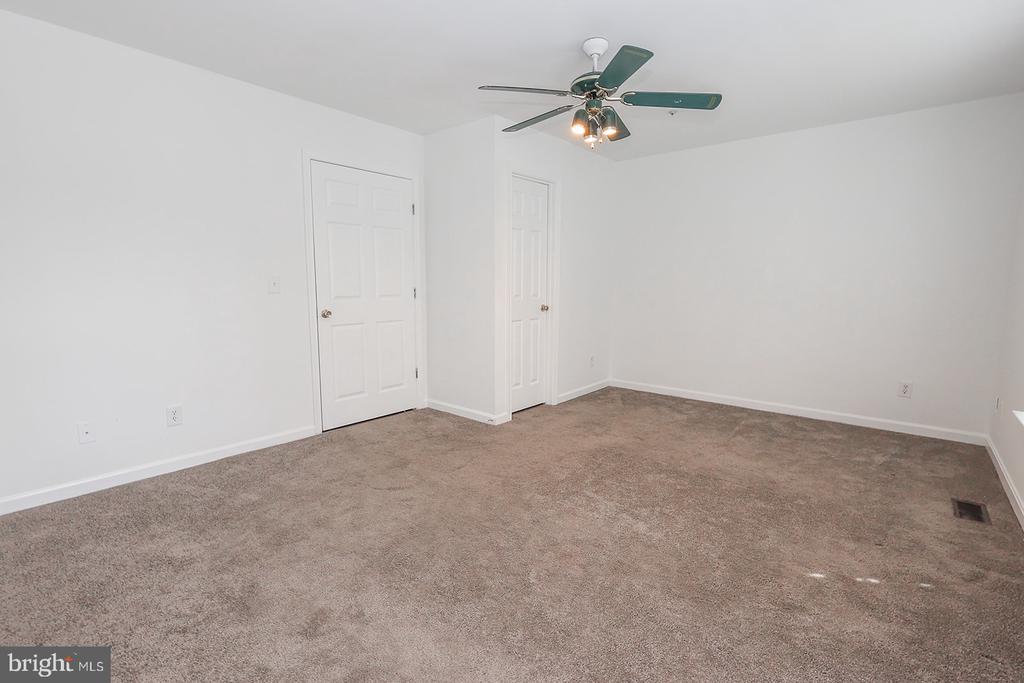 45820 WOLFTRAP WAY