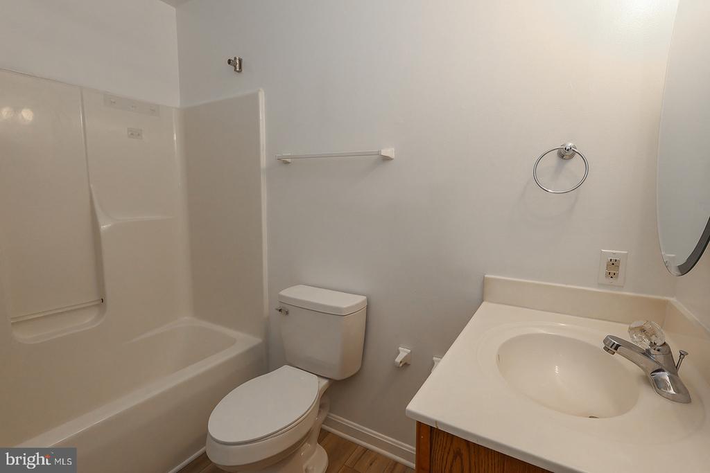 45820 WOLFTRAP WAY