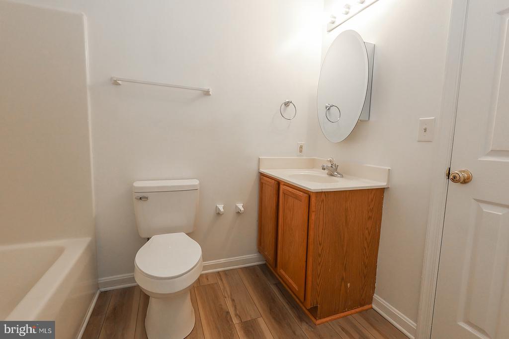 45820 WOLFTRAP WAY