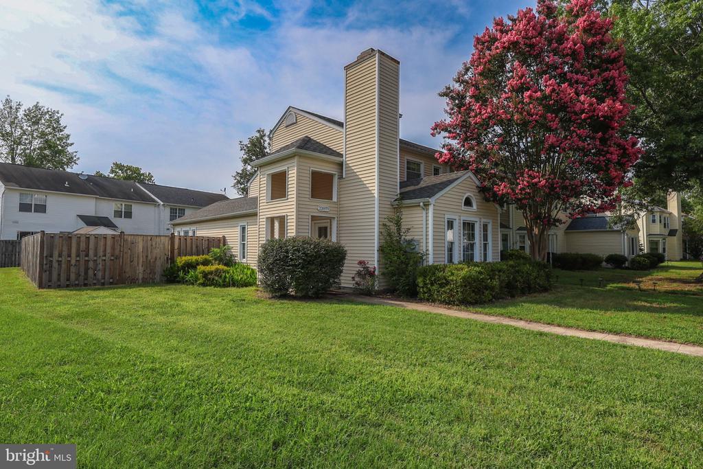 22079 SAINT JOSEPHS CIRCLE