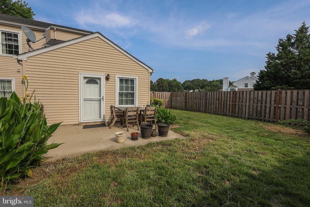 22079 SAINT JOSEPHS CIRCLE
