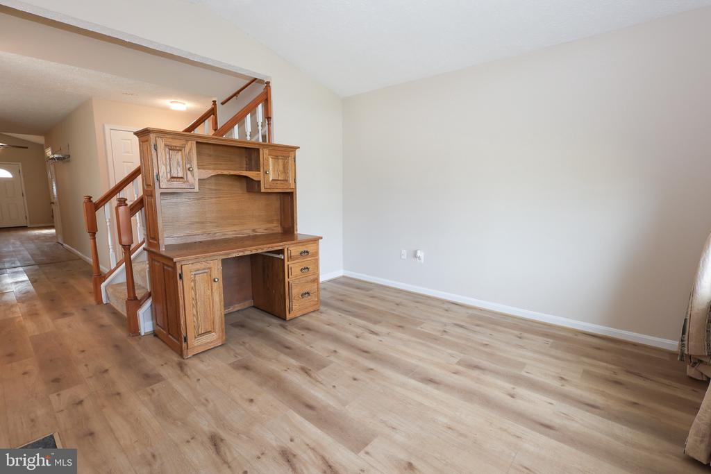 22079 SAINT JOSEPHS CIRCLE