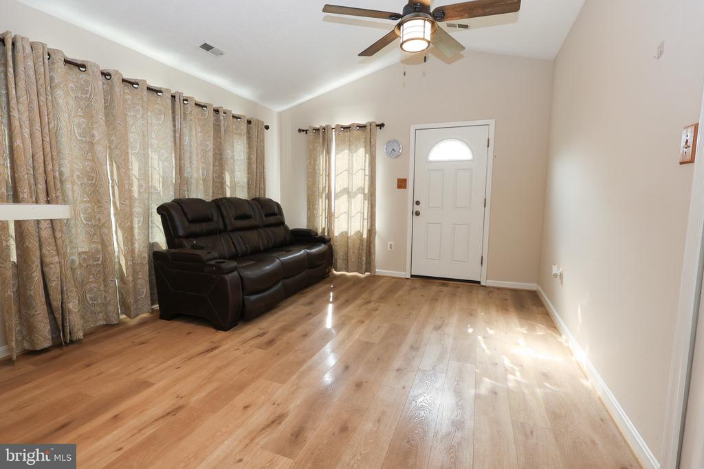 22079 SAINT JOSEPHS CIRCLE