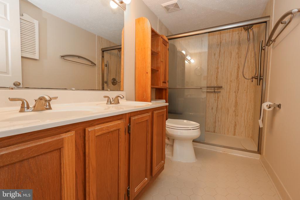 22079 SAINT JOSEPHS CIRCLE