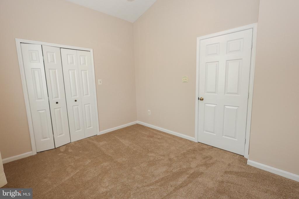 22079 SAINT JOSEPHS CIRCLE