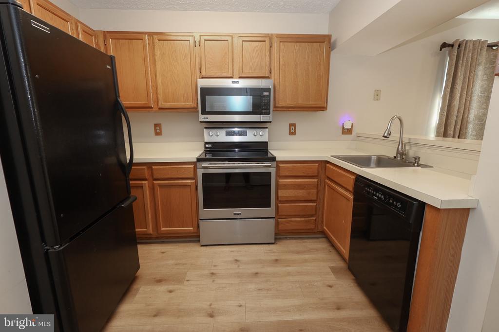 22079 SAINT JOSEPHS CIRCLE
