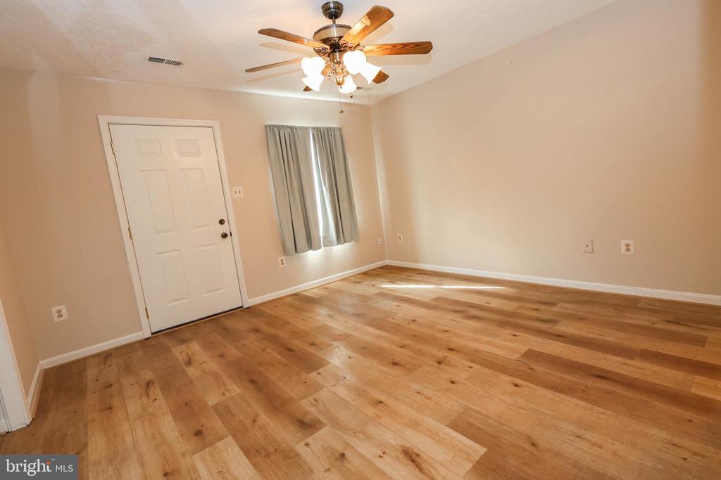 22079 SAINT JOSEPHS CIRCLE