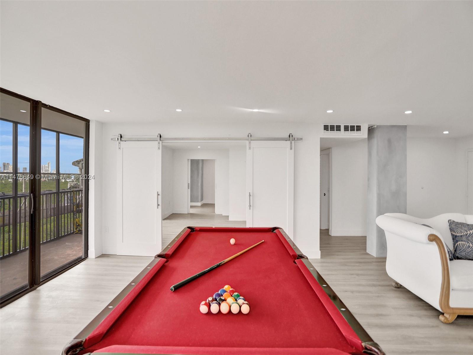 2500 NE 135th St Unit: PC-10