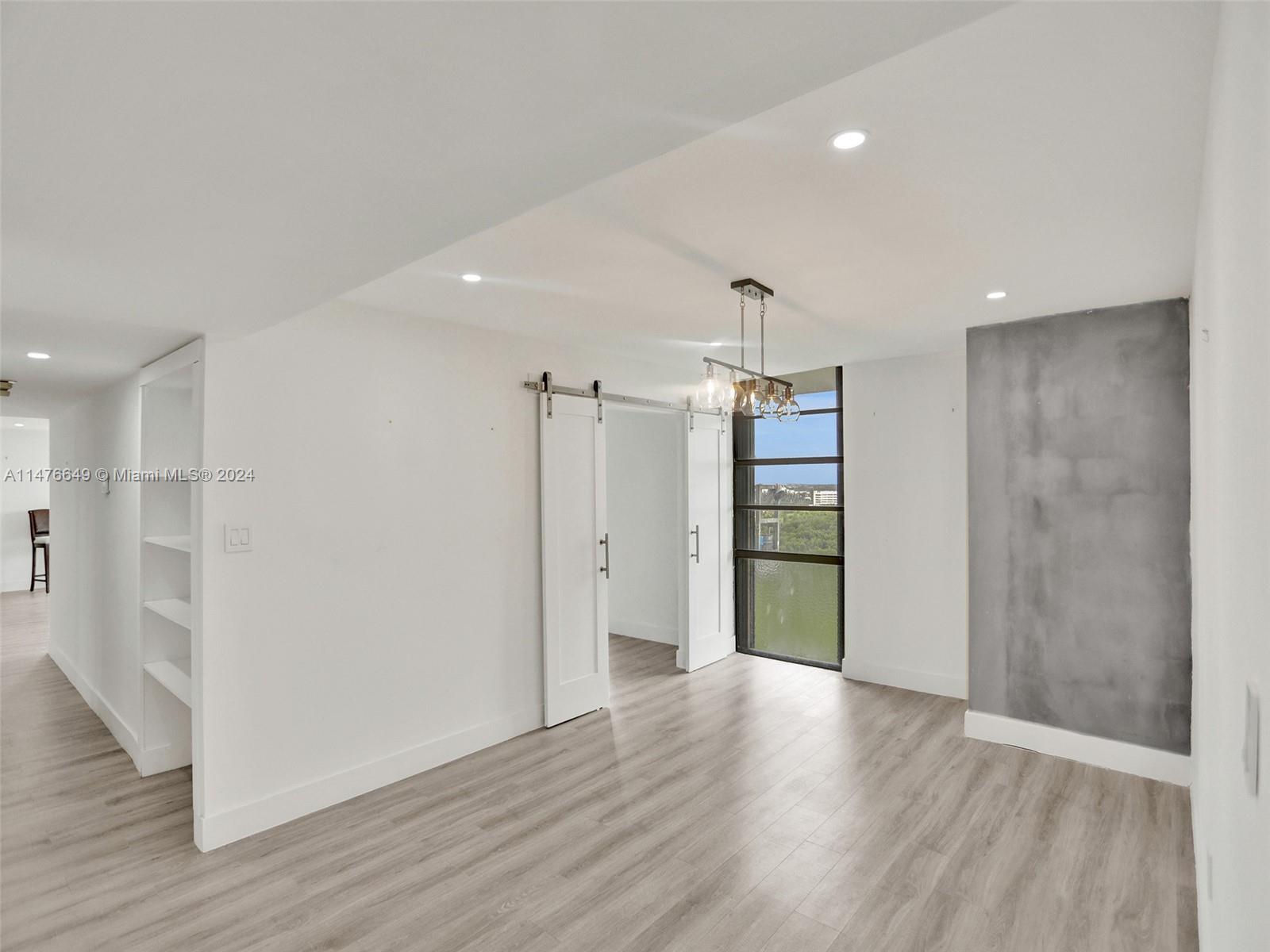 2500 NE 135th St Unit: PC-10