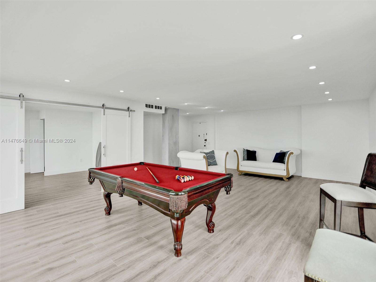 2500 NE 135th St Unit: PC-10