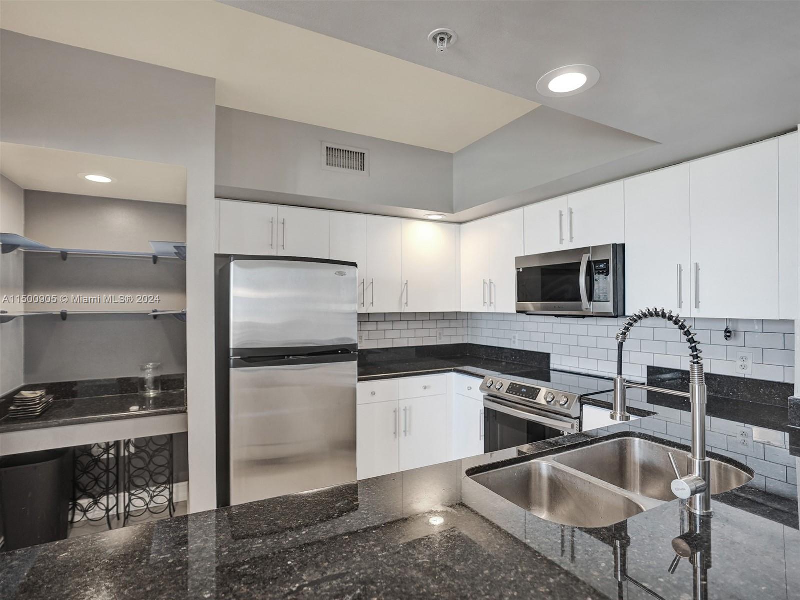 110 N Federal Hwy Unit: 1410