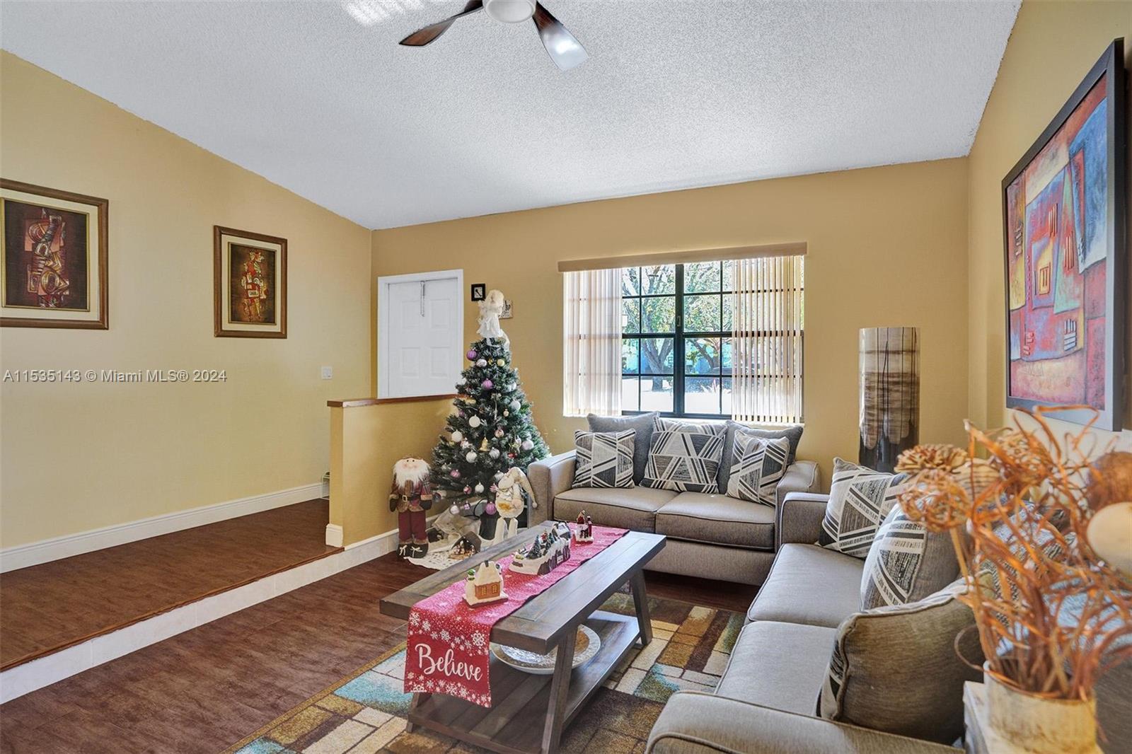 11431 NW 39th St