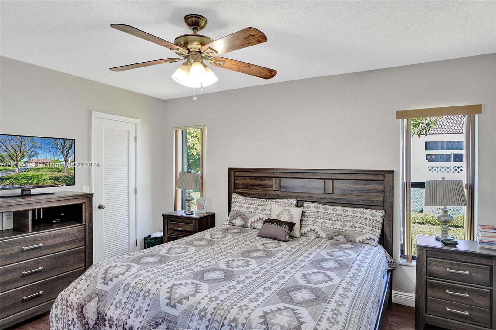 11431 NW 39th St