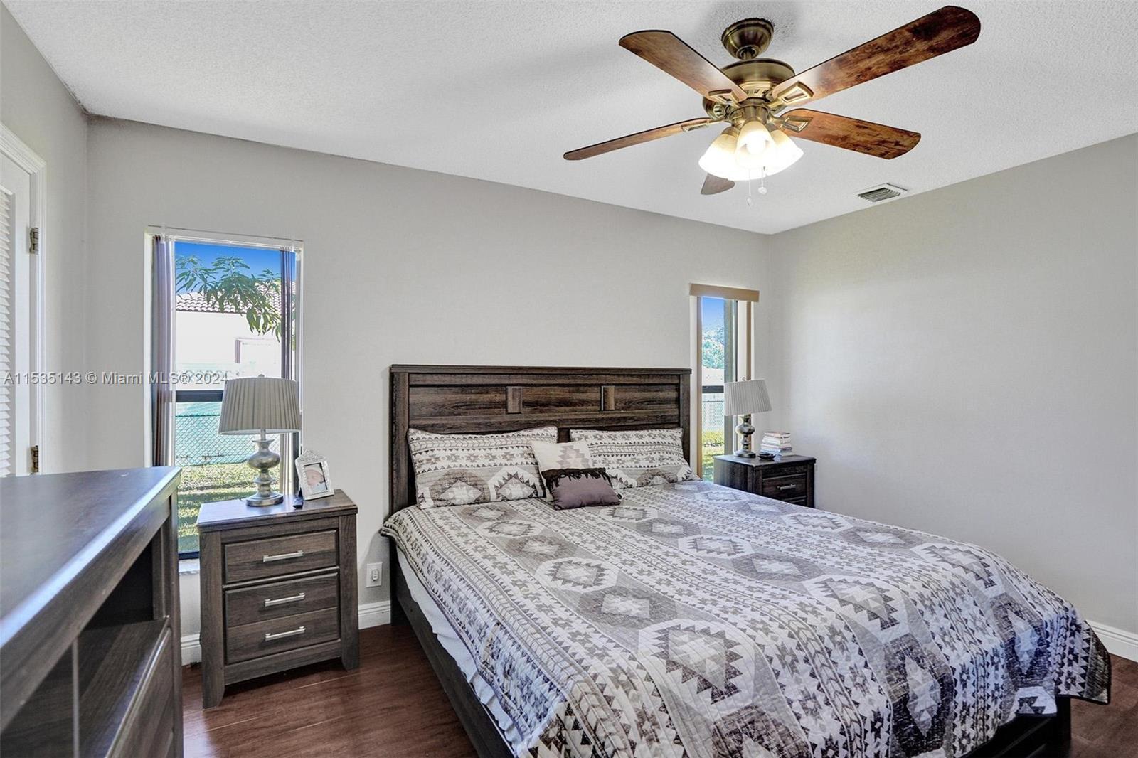 11431 NW 39th St