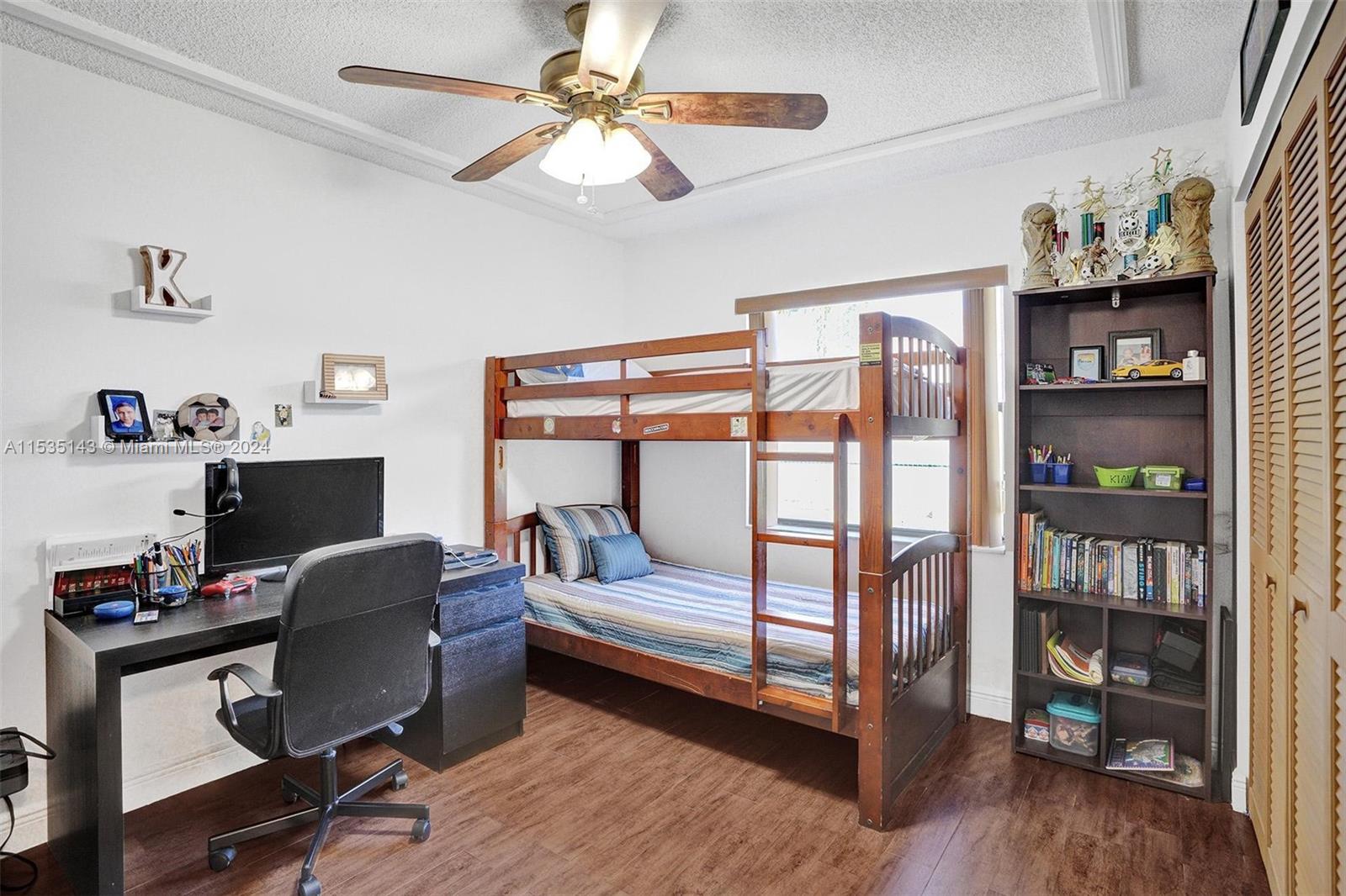 11431 NW 39th St