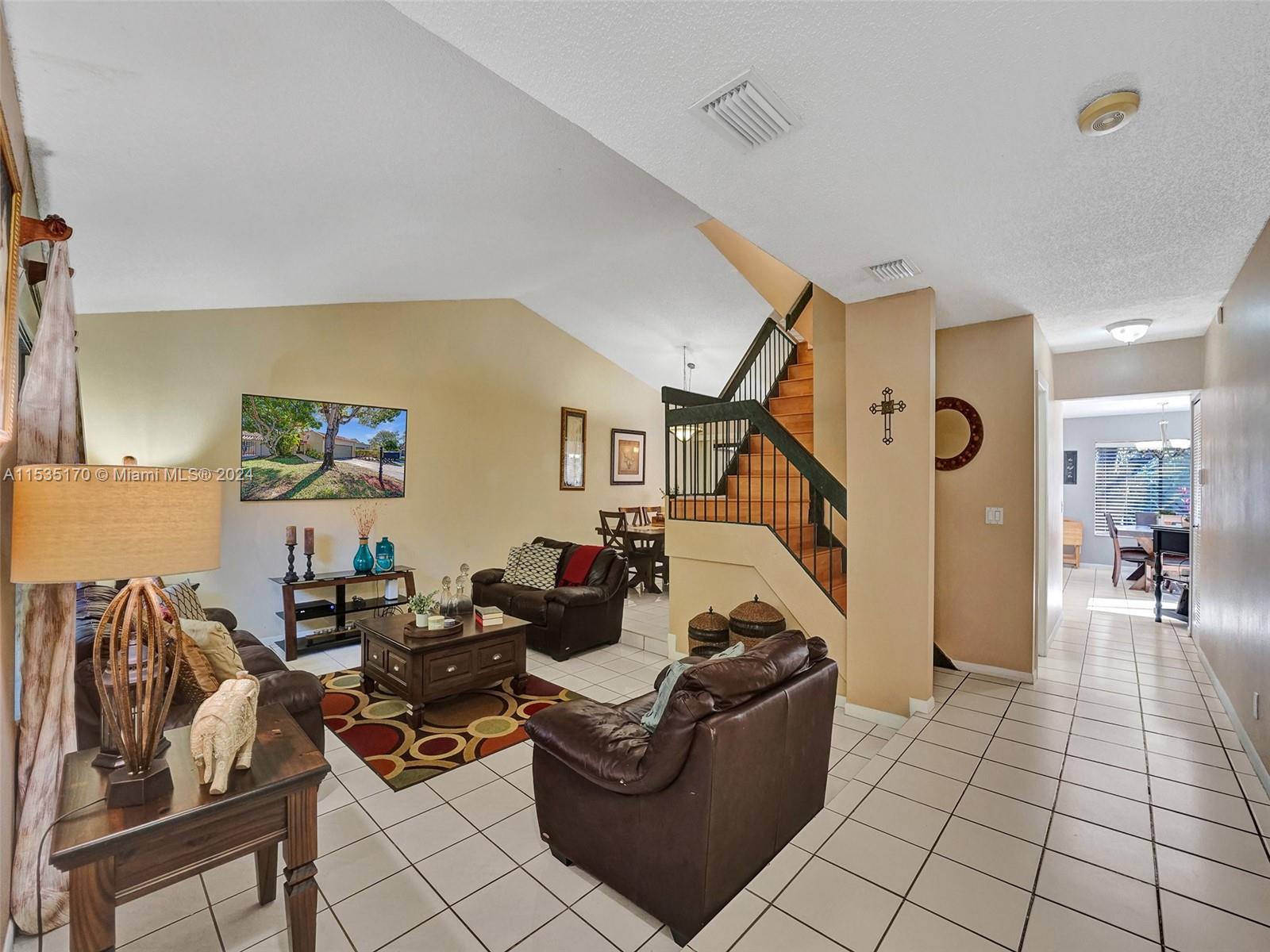 336 Patio Village Ter