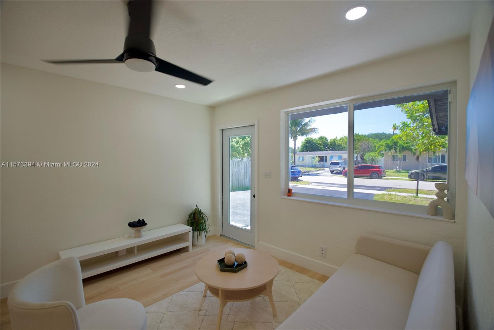 4130 NW 12th Ter