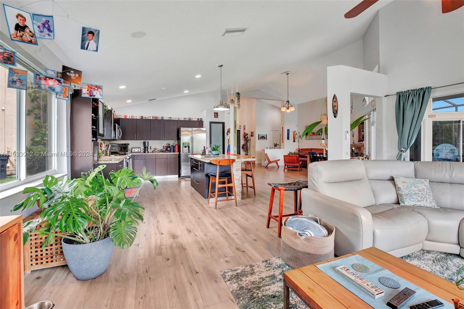 340 Cambridge Dr