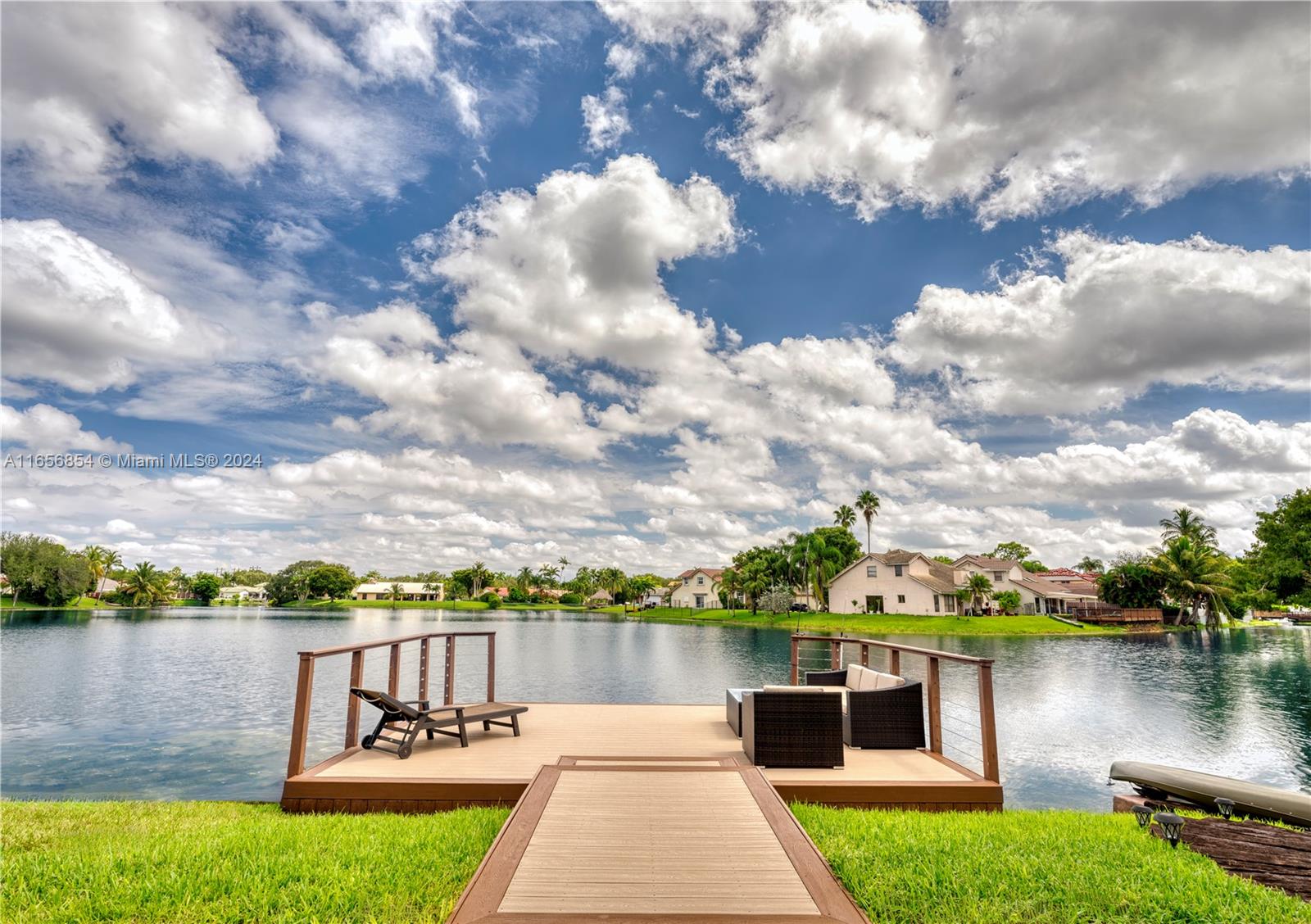 2565 Bass Way