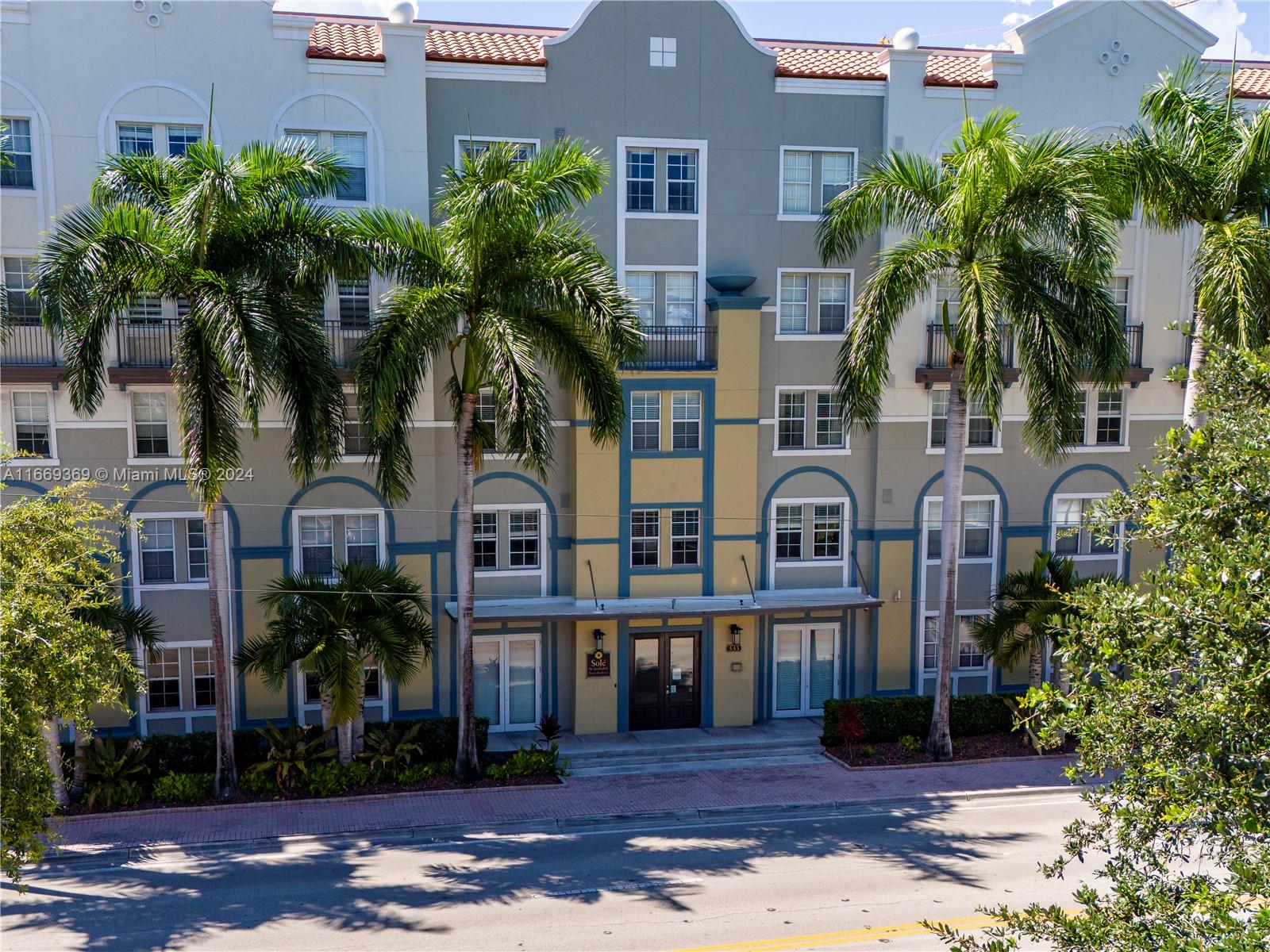 533 NE 3rd Ave # 306