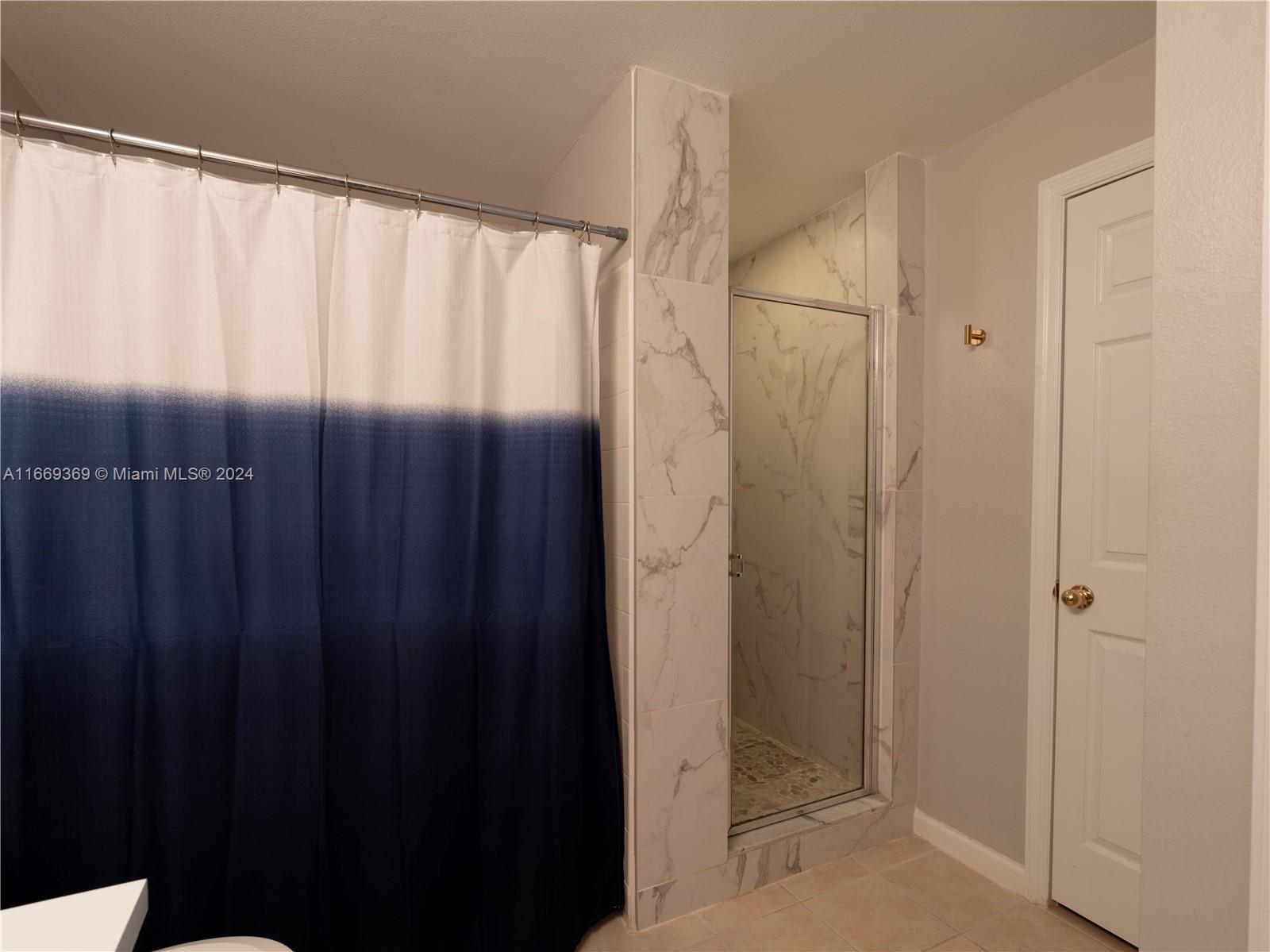 533 NE 3rd Ave # 306