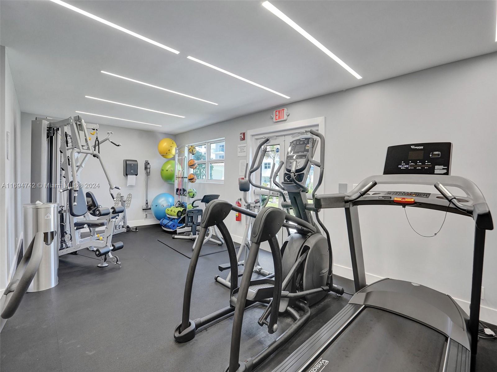 1610 N Ocean Blvd Unit: PH2